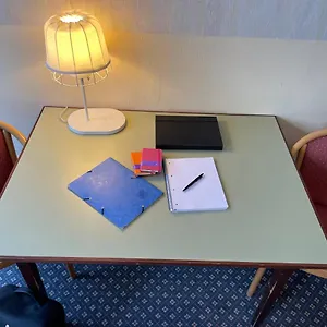 vizitați hotelul